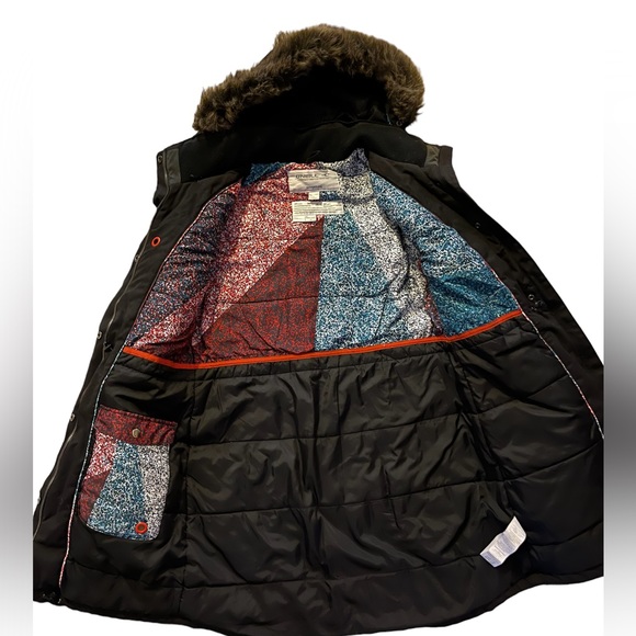 Versatile O’Neill winter jacket - Picture 5 of 5